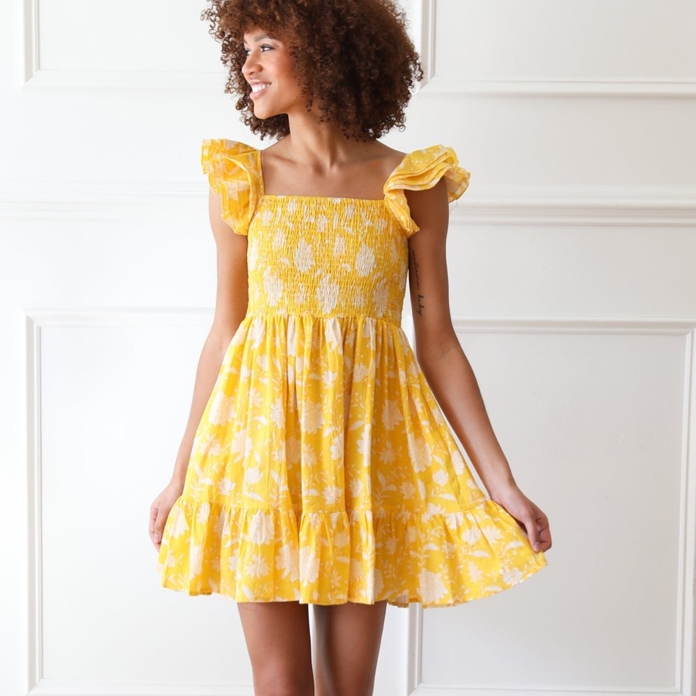 Mille Bea Dress Yellow Zinnia. Ruffle sleeves. Smoked bodyce. Floral